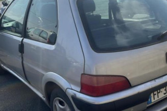 Feu arriere principal droit (feux) PEUGEOT 106