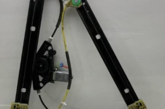 Leve vitre electrique avant droit SKODA OCTAVIA 3