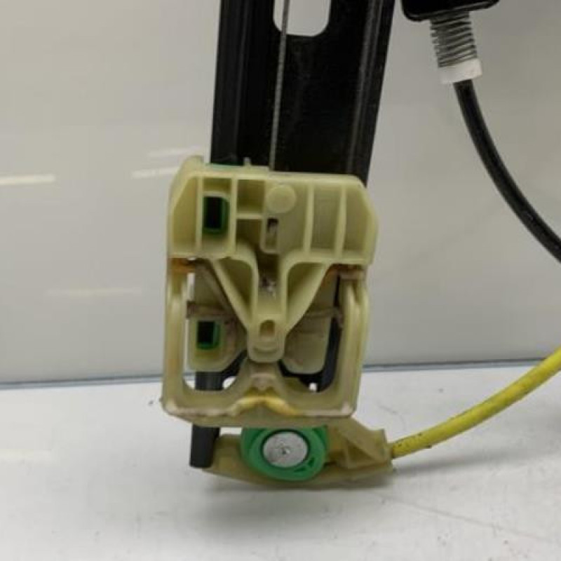 Leve vitre electrique avant droit SKODA OCTAVIA 3 Photo n°6