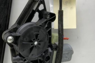 Leve vitre electrique avant gauche SKODA OCTAVIA 3