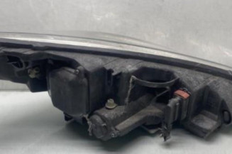 Optique avant principal gauche (feux)(phare) PEUGEOT 407