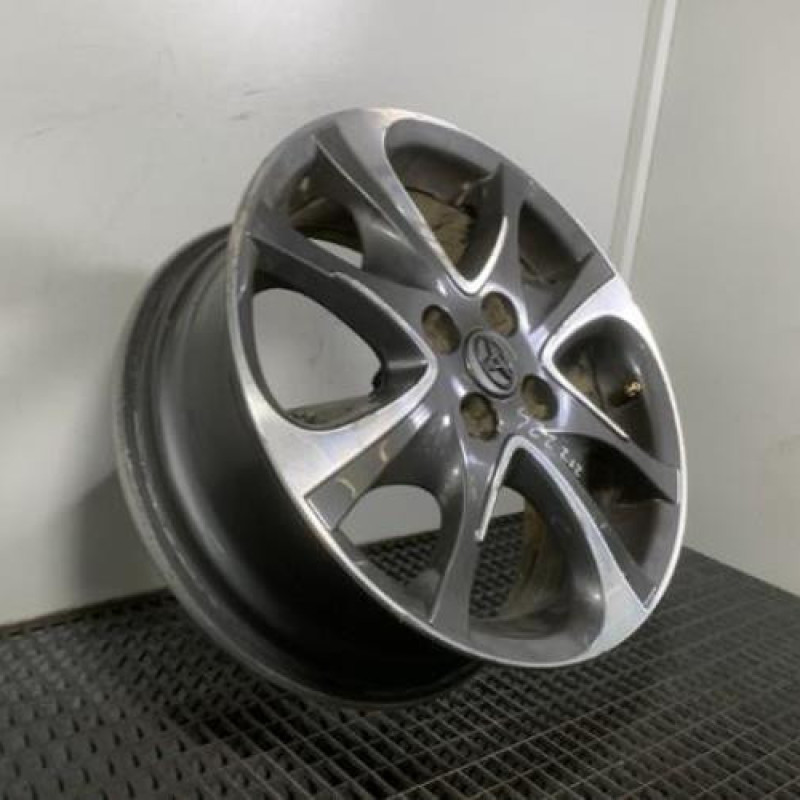 Jante TOYOTA YARIS 3 Photo n°3