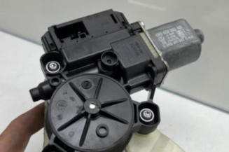 Leve vitre electrique avant droit VOLKSWAGEN POLO 5
