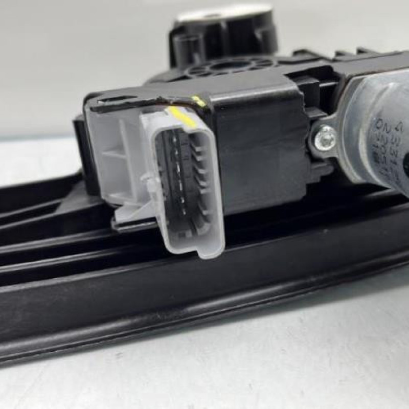 Leve vitre electrique arriere droit PEUGEOT 208 2 Photo n°7