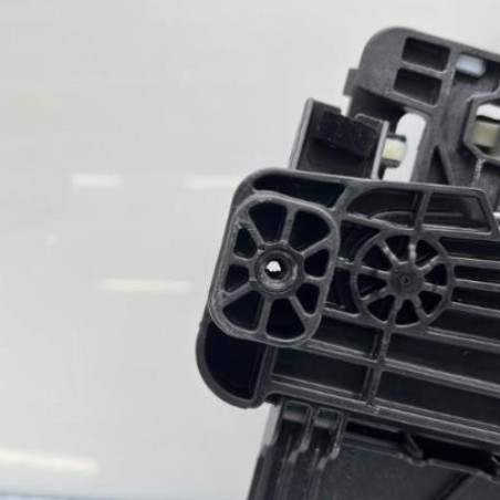 Leve vitre electrique arriere gauche PEUGEOT 208 2