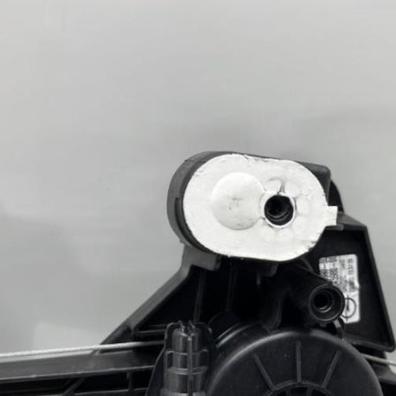 Leve vitre electrique arriere gauche PEUGEOT 208 2 Photo n°3
