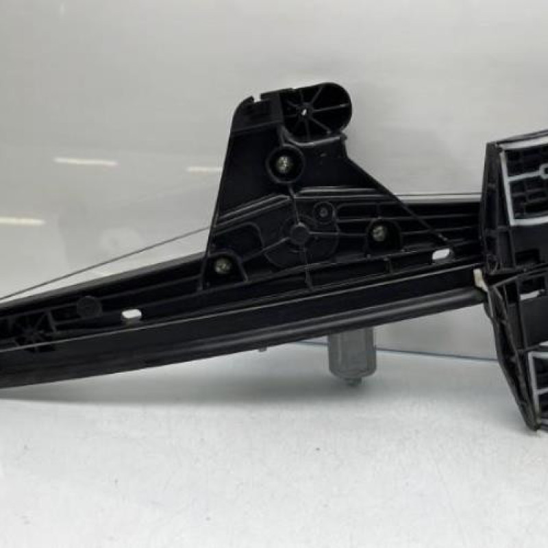 Leve vitre electrique arriere gauche PEUGEOT 208 2 Photo n°8