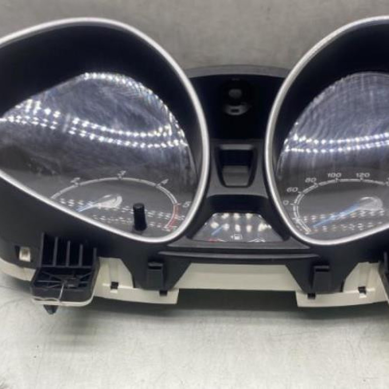 Compteur FORD FIESTA 6 Photo n°6