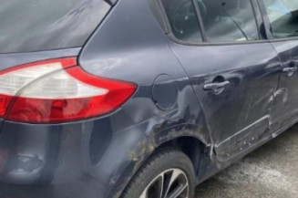 Charniere de capot RENAULT MEGANE 3