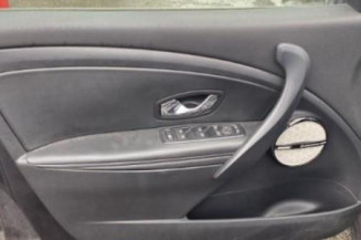 Charniere de capot RENAULT MEGANE 3
