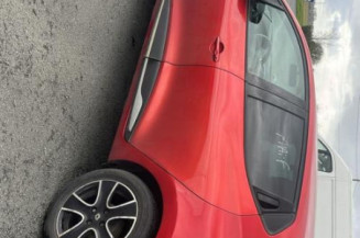 Charniere de porte arriere gauche RENAULT CLIO 4