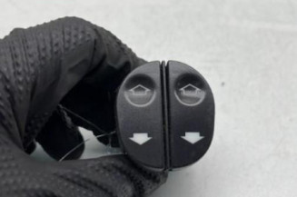 Interrupteur de leve vitre avant gauche FORD FIESTA 5