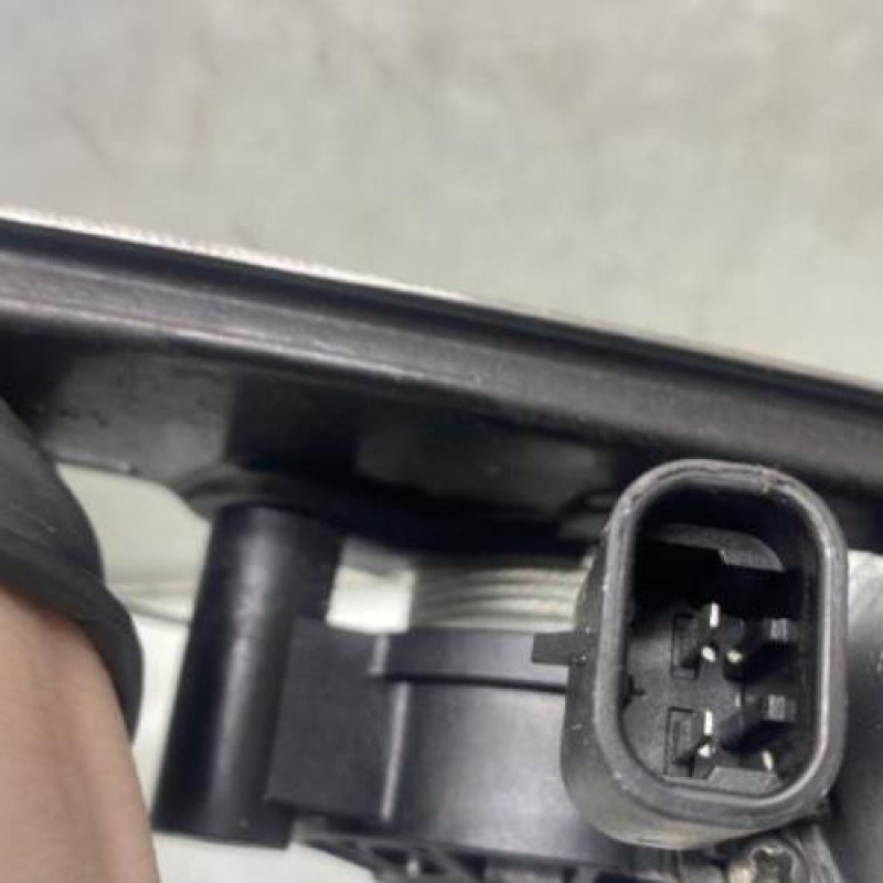 Leve vitre electrique avant droit FIAT GRANDE PUNTO Photo n°3