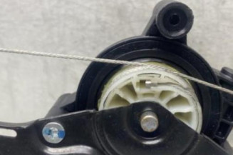 Leve vitre electrique avant droit FIAT GRANDE PUNTO