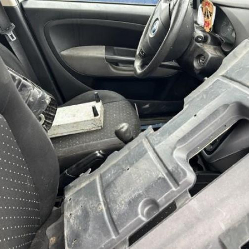 Leve vitre electrique avant droit FIAT GRANDE PUNTO Photo n°18
