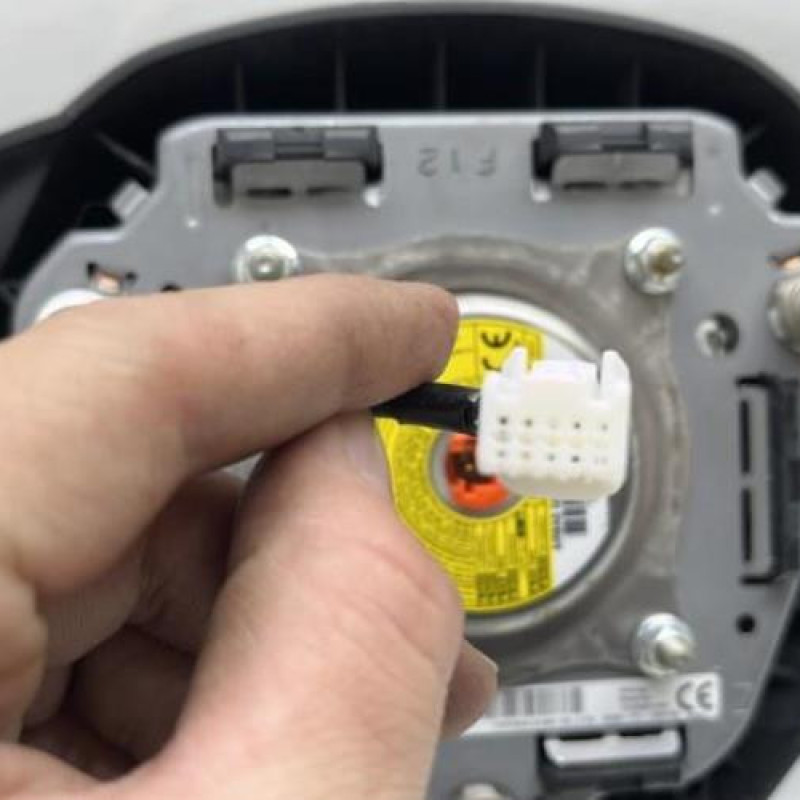 Air bag conducteur PEUGEOT 108 Photo n°5