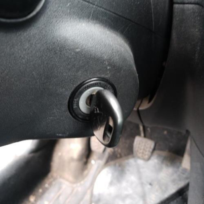 Air bag conducteur PEUGEOT 108 Photo n°15