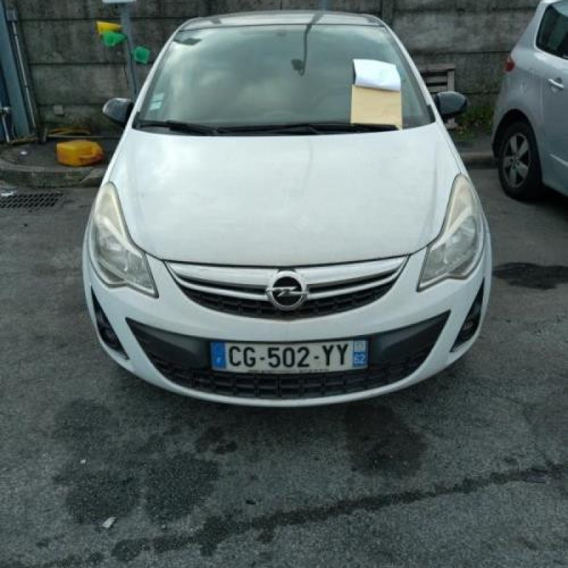 Volant OPEL CORSA D Photo n°7