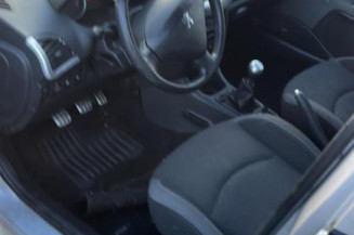 Verin de coffre PEUGEOT 206+