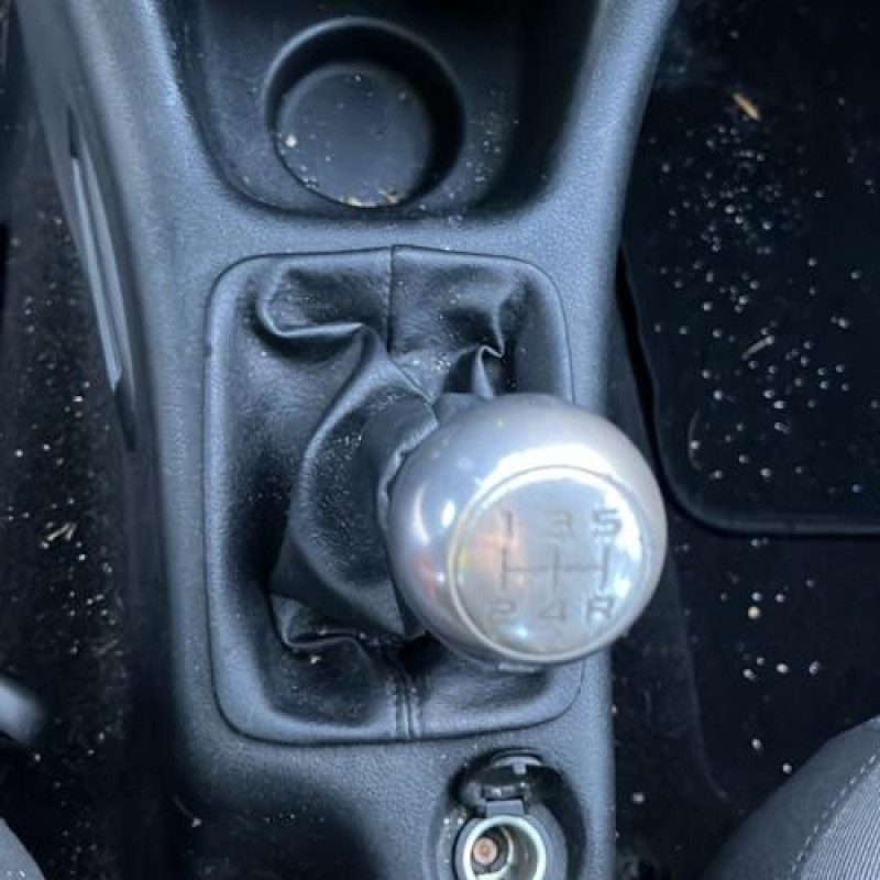 Verin de coffre PEUGEOT 206+ Photo n°11
