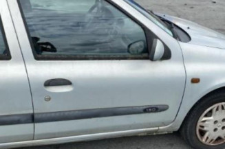 Interrupteur de leve vitre avant gauche RENAULT CLIO 2