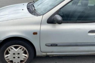 Interrupteur de leve vitre avant gauche RENAULT CLIO 2