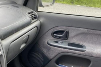 Interrupteur de leve vitre avant gauche RENAULT CLIO 2