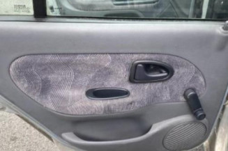 Interrupteur de leve vitre avant gauche RENAULT CLIO 2