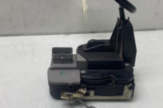 Serrure avant droit PEUGEOT 307