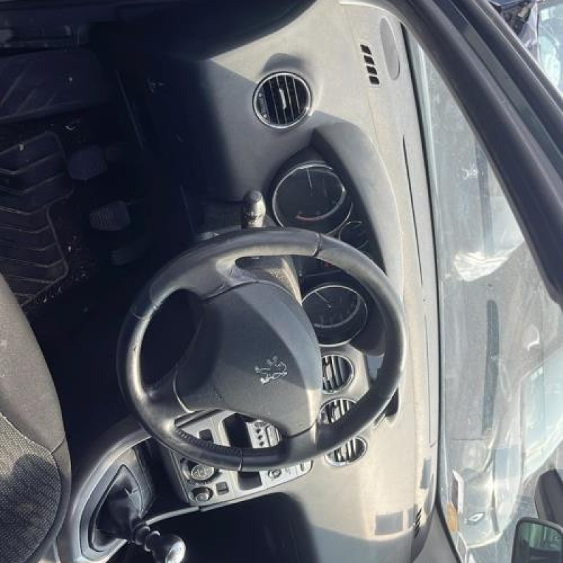 Jante PEUGEOT 308 1 SW Photo n°10