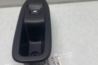 Interrupteur de leve vitre avant droit PEUGEOT 208 1