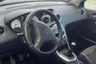 Serrure avant gauche PEUGEOT 308 1