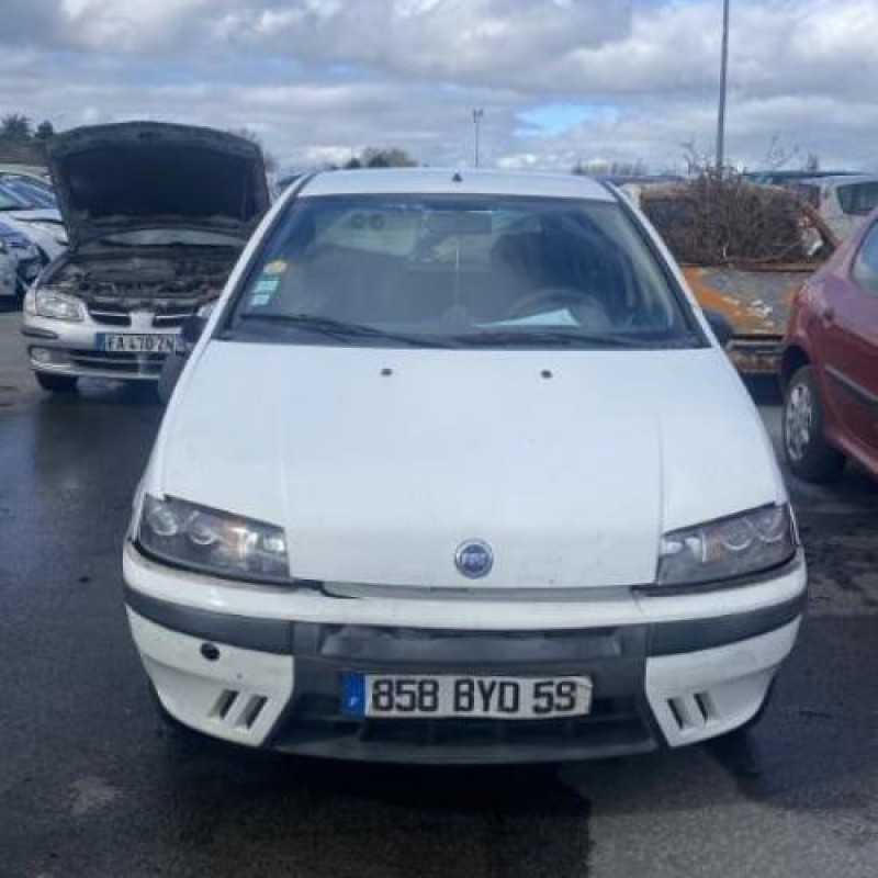 Feu arriere principal gauche (feux) FIAT PUNTO 2 Photo n°7