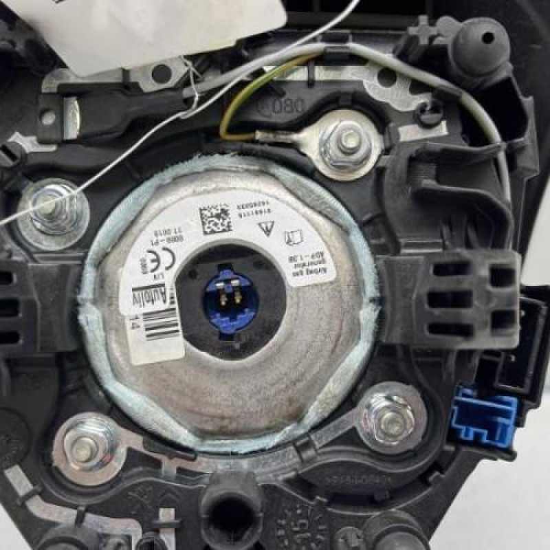 Air bag conducteur PEUGEOT 308 2 Photo n°3