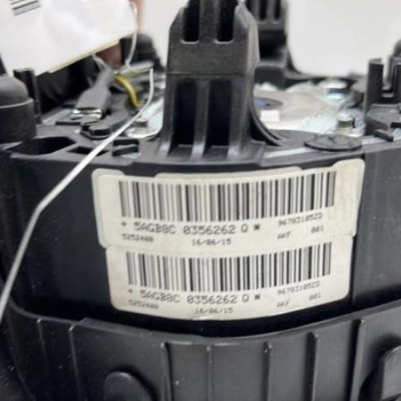 Air bag conducteur PEUGEOT 308 2 Photo n°5