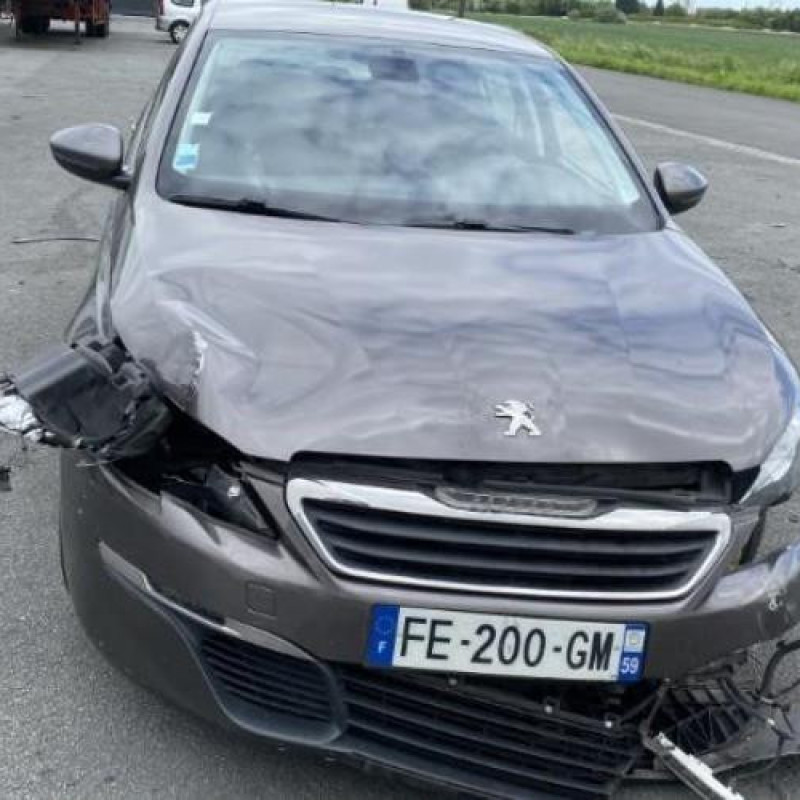 Air bag conducteur PEUGEOT 308 2 Photo n°13