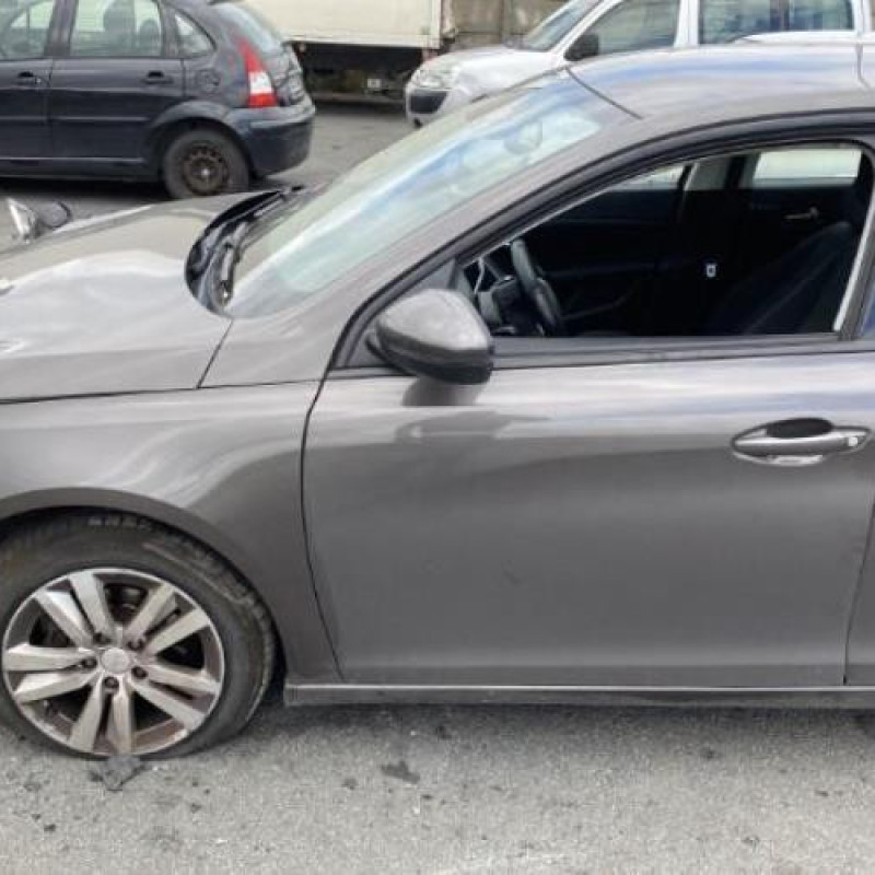 Air bag conducteur PEUGEOT 308 2 Photo n°14