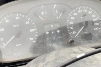 Serrure avant droit RENAULT MEGANE 1