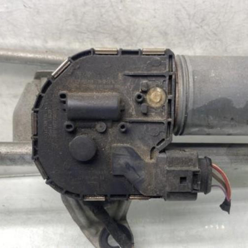 Moteur essuie glace avant VOLKSWAGEN PASSAT 5 Photo n°5