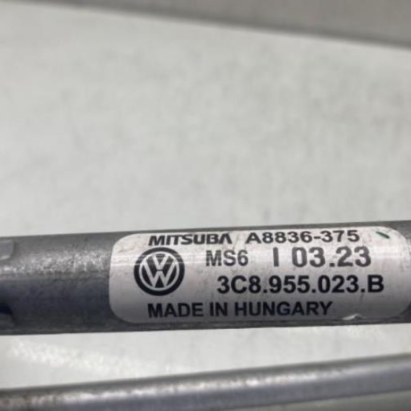 Moteur essuie glace avant VOLKSWAGEN PASSAT 5 Photo n°9