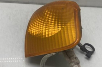 Optique avant secondaire gauche (feux)(clignotant) VOLKSWAGEN PASSAT 4