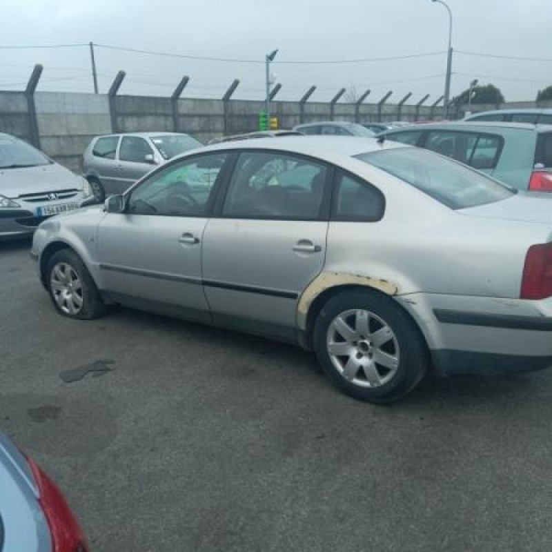 Retroviseur droit VOLKSWAGEN PASSAT 4 Photo n°11