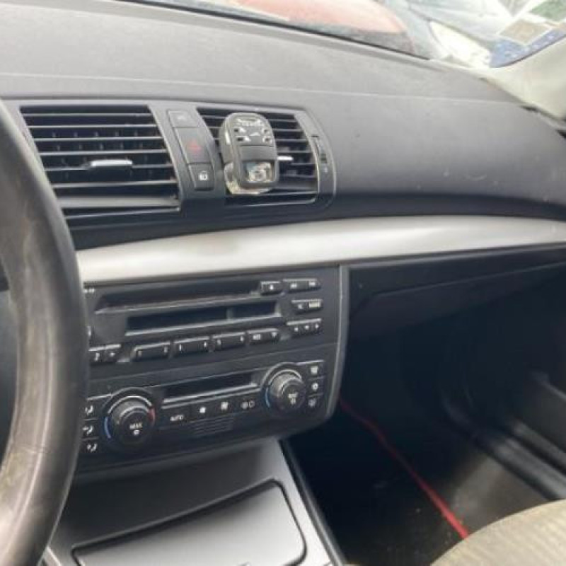 Moteur essuie glace arriere BMW SERIE 1 E87 Photo n°20