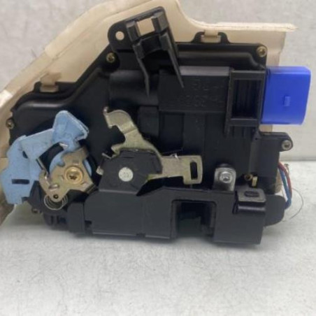 Serrure avant gauche VOLKSWAGEN GOLF 5