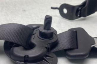 Ceinture avant droit BMW SERIE 1 F21 Photo n°1