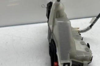 Serrure arriere droit PEUGEOT 208 2