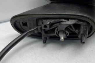 Retroviseur droit OPEL CORSA D