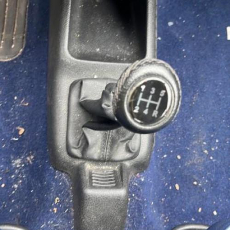 Boite de vitesses PEUGEOT 106 Photo n°7