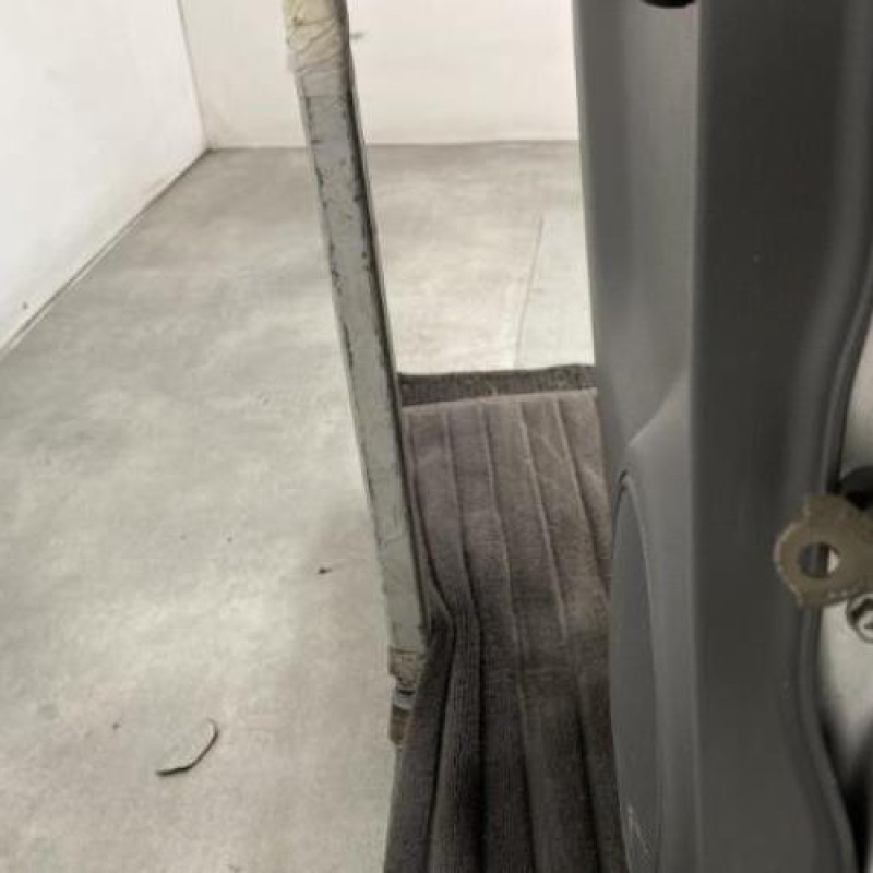 Porte arriere gauche SUZUKI SWIFT 3 Photo n°5
