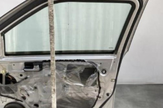 Porte avant droit SUZUKI SWIFT 3